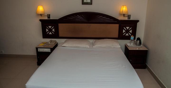 Hotel Arcadia Regency Alappuzha Buitenkant foto