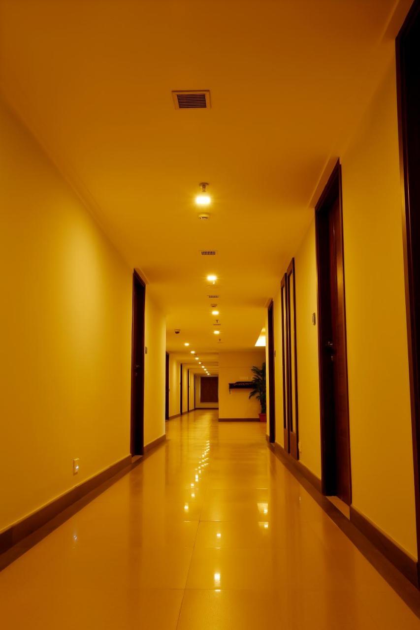 Hotel Arcadia Regency Alappuzha Buitenkant foto